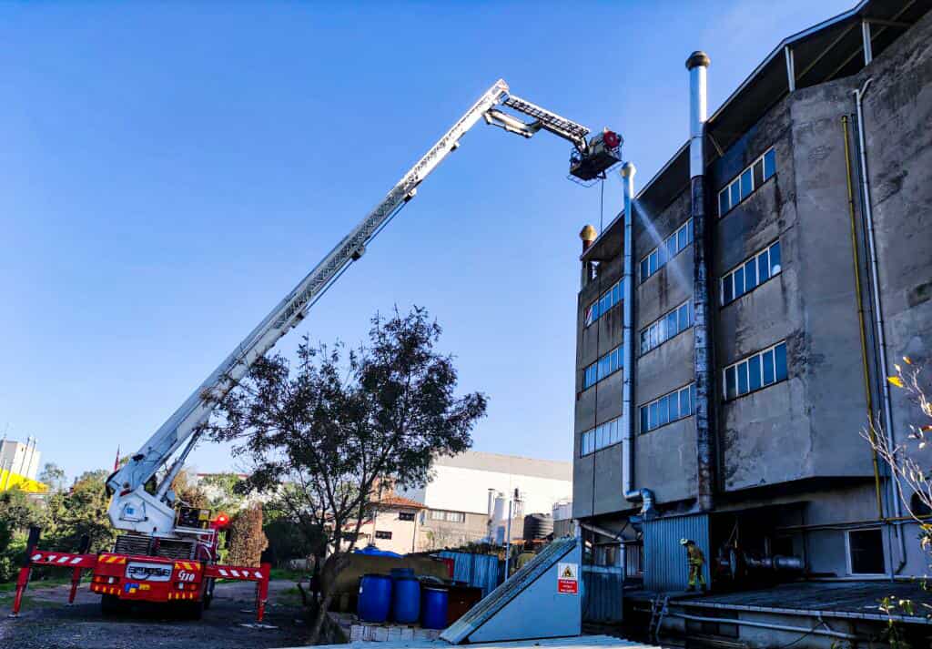 Çatı ve baca erişimi
