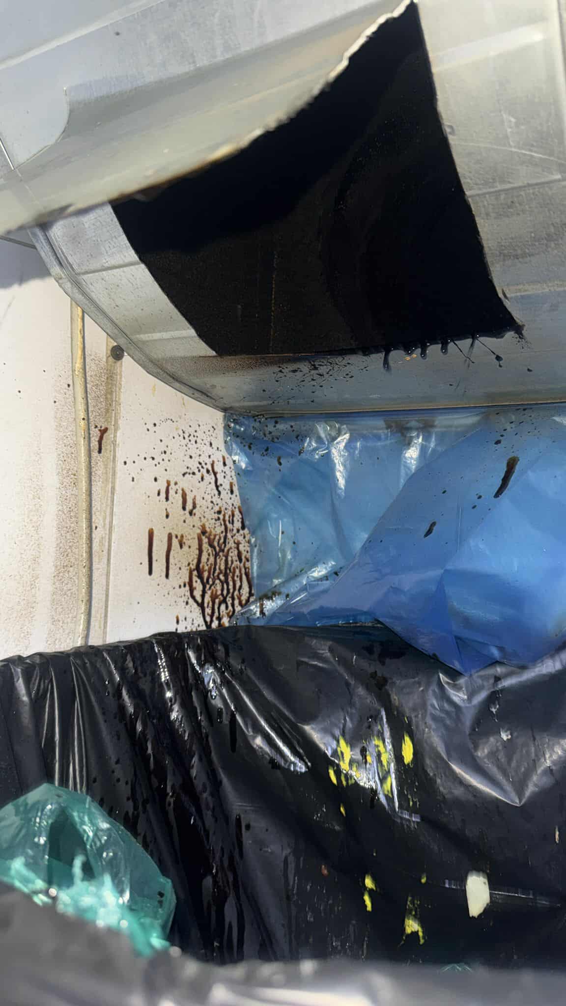 Yağ sızıntısı ve kirlenme örneği